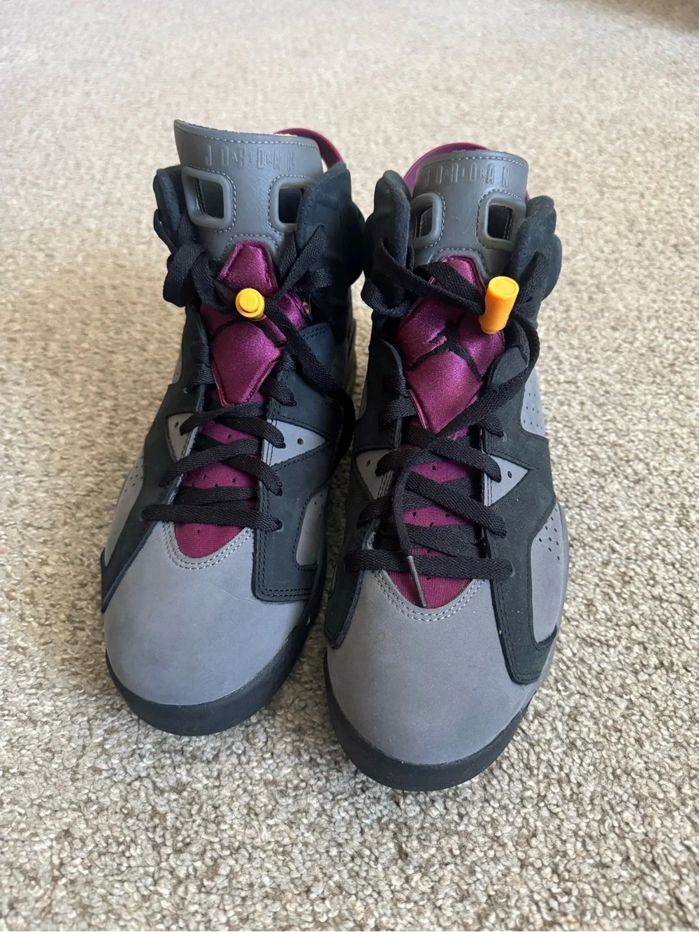 Jordan Retro 6 Bordeaux Size 11 (with box) Like New
